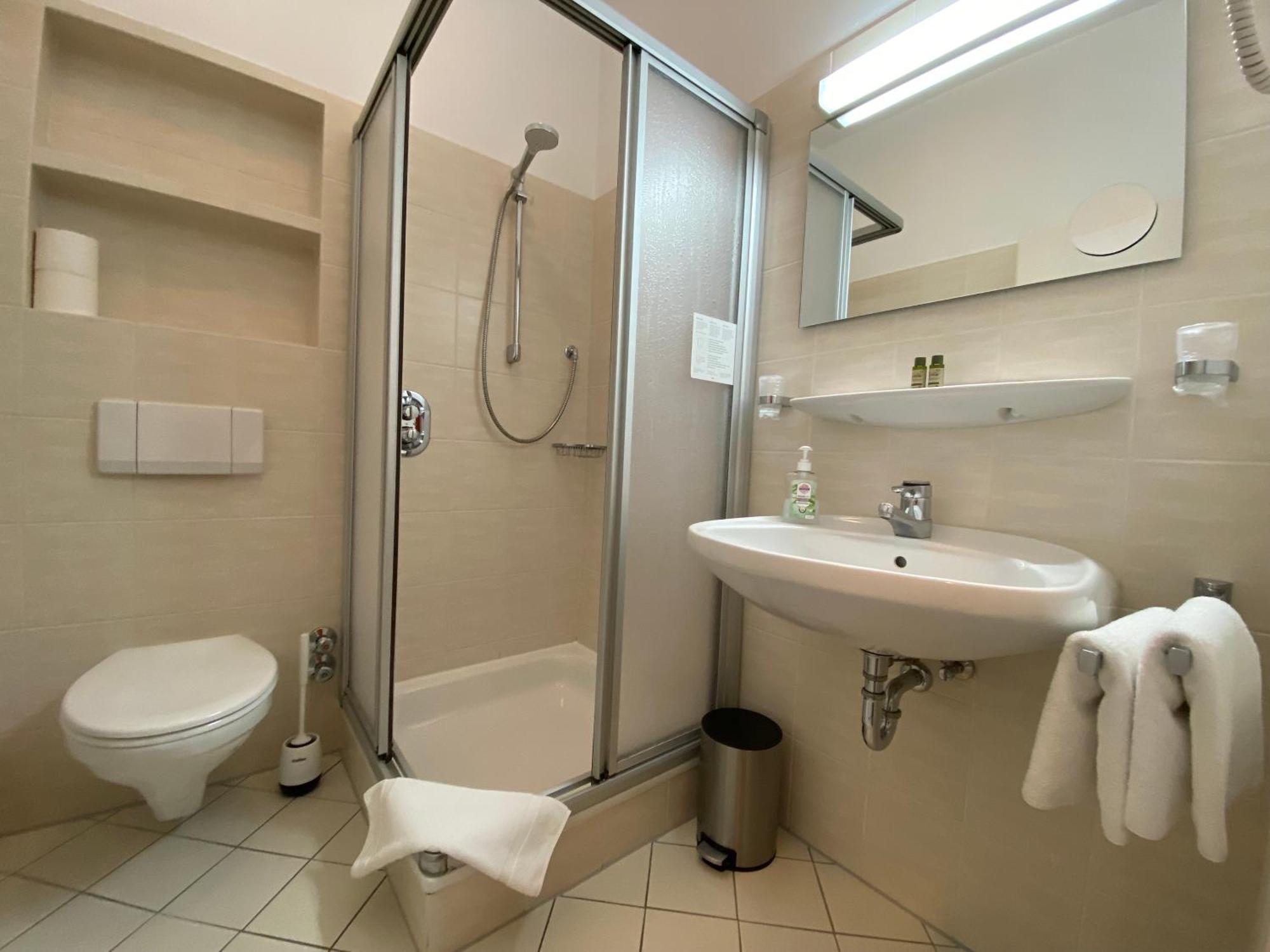 Adamidis Hotel Altenmedingen 外观 照片