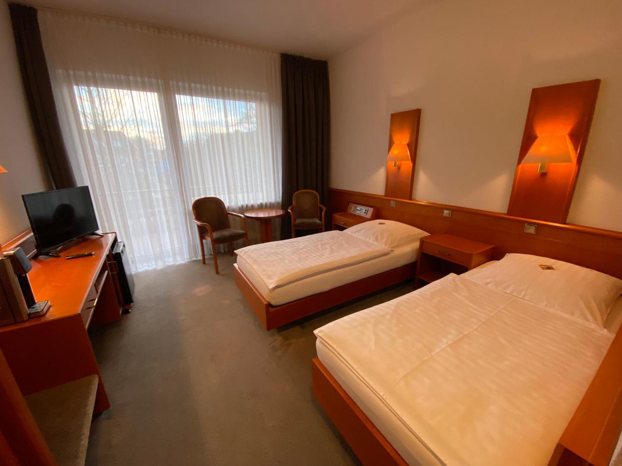 Adamidis Hotel Altenmedingen 外观 照片