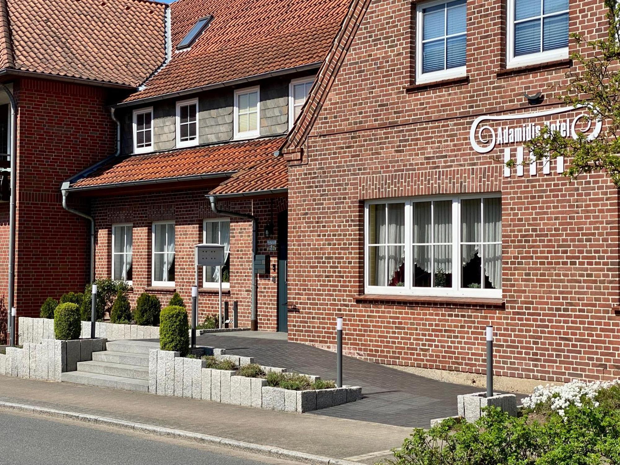 Adamidis Hotel Altenmedingen 外观 照片